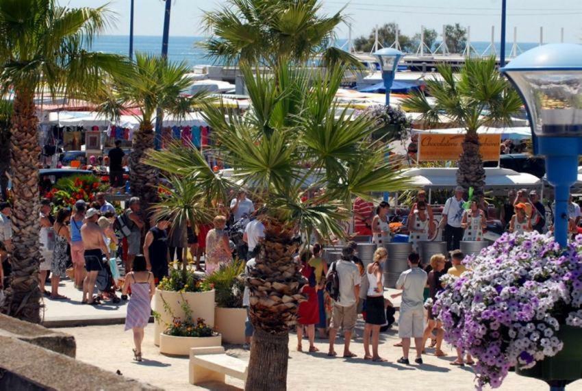 T3 Vue Mer Et Plage, Avec Wifi Et Parking Saint-Pierre-la-Mer (Aude) Exterior foto